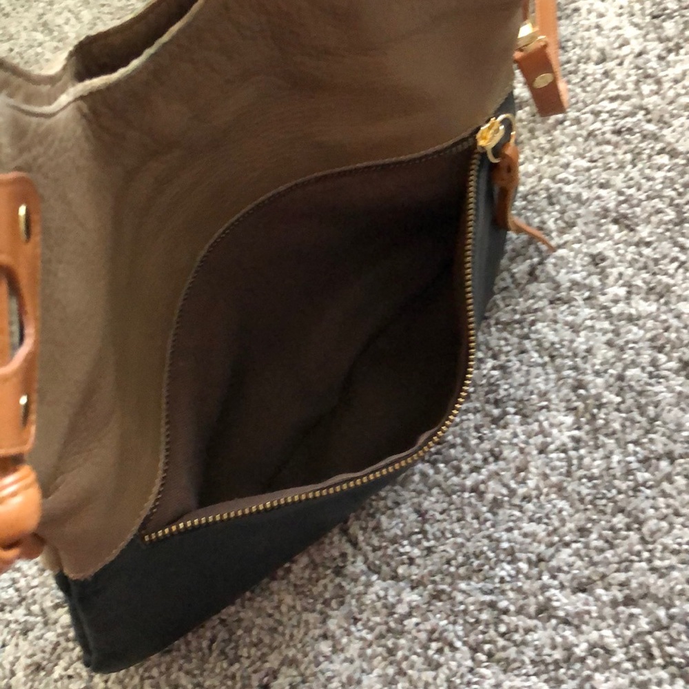 Purse - Picture 3 of 6